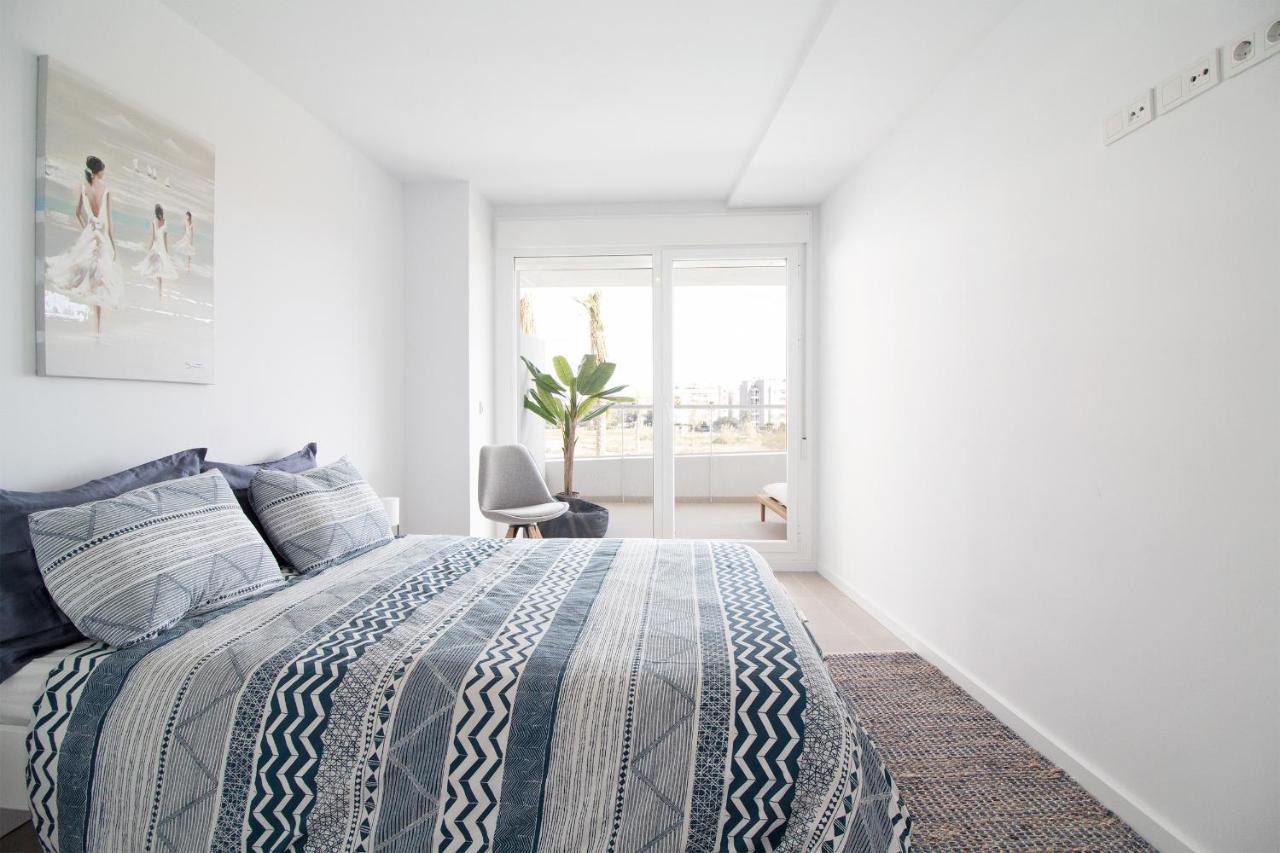 Global Properties, Apartamento Con Terraza Y Vistas A La Piscina En Gran Canet Canet d'En Berenguer Ngoại thất bức ảnh