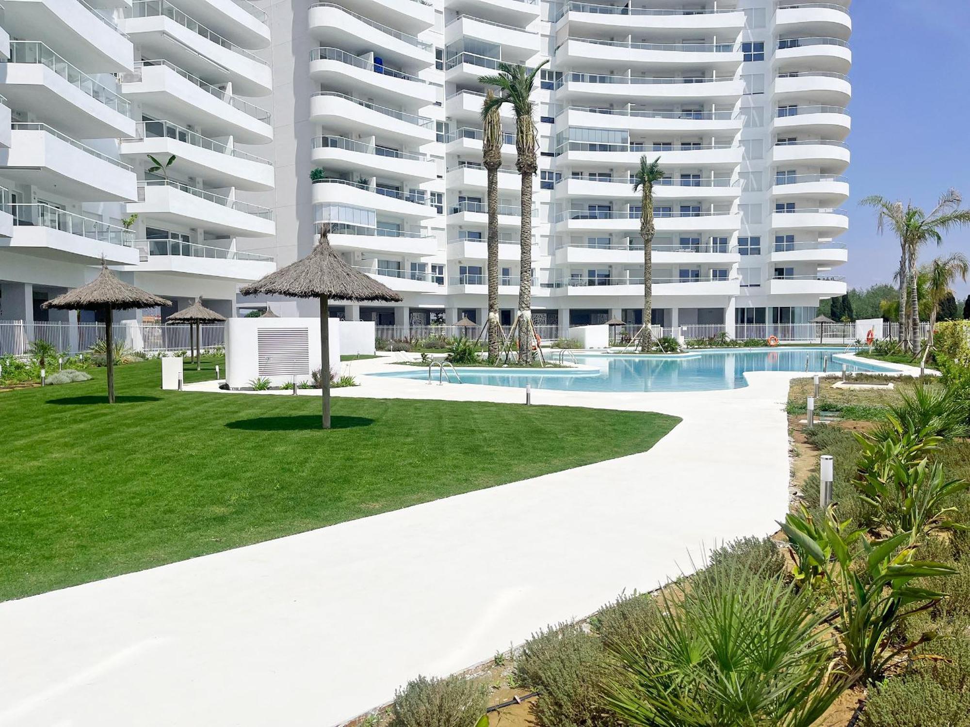 Global Properties, Apartamento Con Terraza Y Vistas A La Piscina En Gran Canet Canet d'En Berenguer Ngoại thất bức ảnh